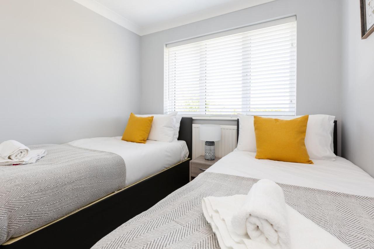 Curlew - 3 Bedrooms Wi-Fi, Parking, Contractors Thornton  Esterno foto
